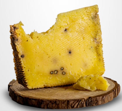 Formaggio stagionato con pepe BIO